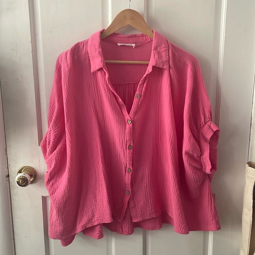 Talulah Linen Flowy Buttonup - Picture 2 of 6